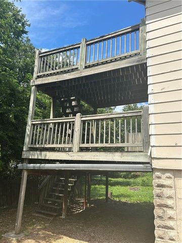 72 S 19th Street, Kansas City, KS 66102