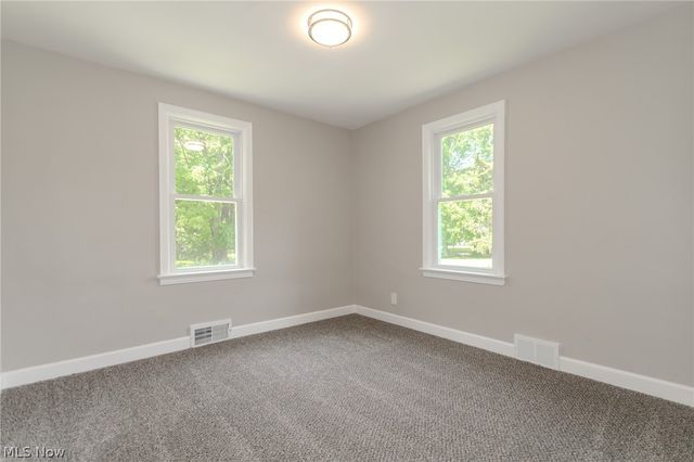 2986 Bishop Road, Willoughby Hills, OH 44092