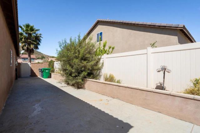 26812 Rodeo Court, Winchester, CA 92596