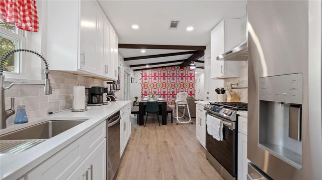 11603 Eubank DR, Austin, TX 78758
