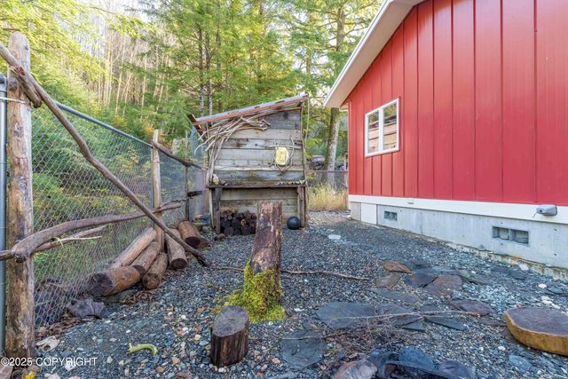 1296 E 5th Street, Ketchikan, AK 99901