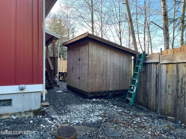 1296 E 5th Street, Ketchikan, AK 99901