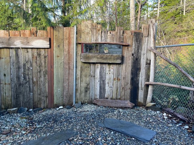 1296 E 5th Street, Ketchikan, AK 99901