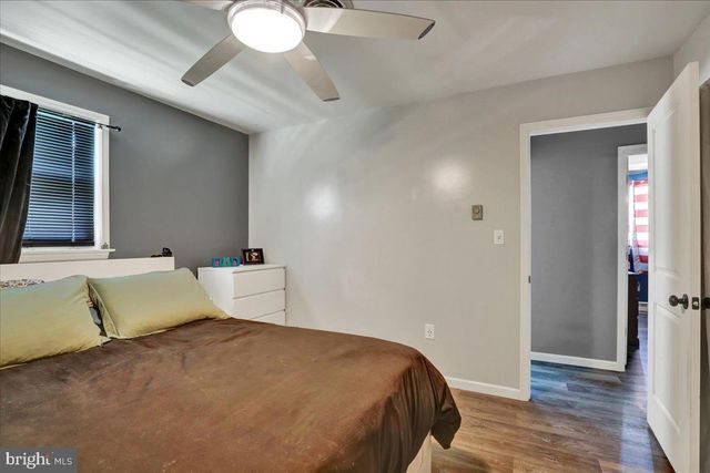 73 SLEEPY HOLLOW RD, Lititz, PA 17543