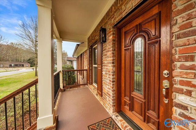 12028 Queens Place SE, Huntsville, AL 35803