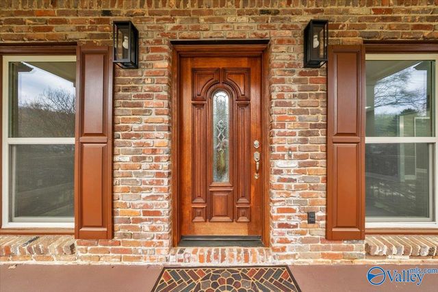 12028 Queens Place SE, Huntsville, AL 35803