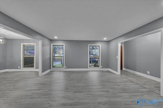 12028 Queens Place SE, Huntsville, AL 35803