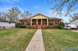 12028 Queens Place SE, Huntsville, AL 35803