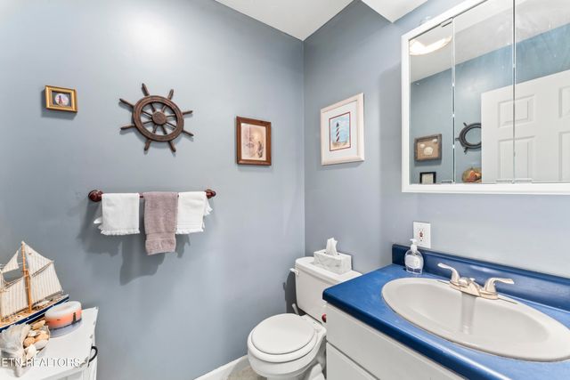 10077 Westland Drive, Knoxville, TN 37922