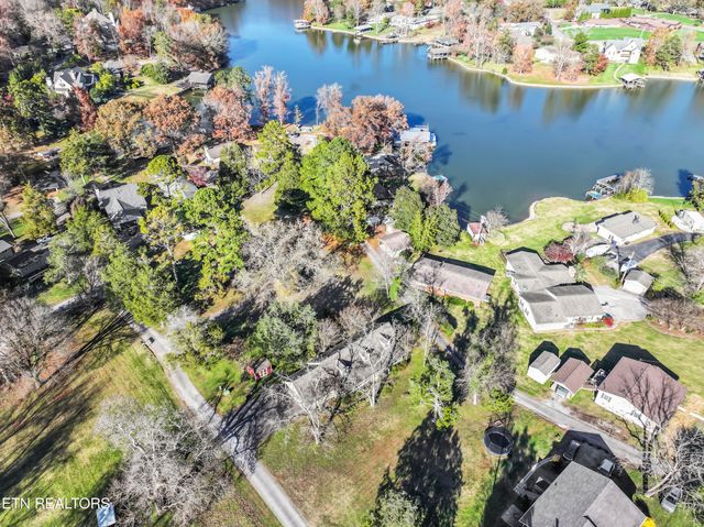 10077 Westland Drive, Knoxville, TN 37922