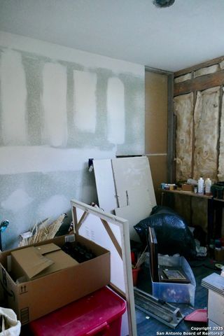 543 County Road 5781, Castroville, TX 78009