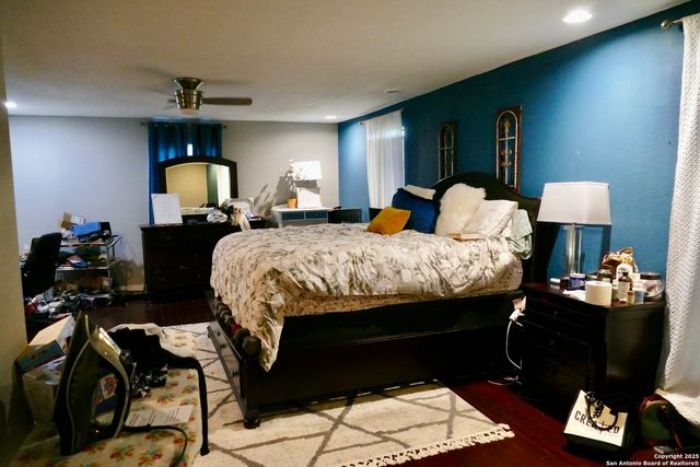 543 County Road 5781, Castroville, TX 78009