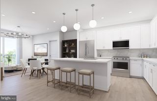 9465 SPRAGUE AVE #203, Fairfax, VA 22031