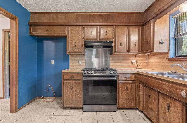 16725 E 127th Street S, Broken Arrow, OK 74011