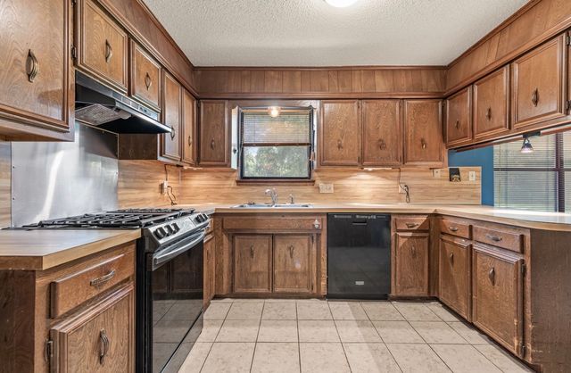 16725 E 127th Street S, Broken Arrow, OK 74011