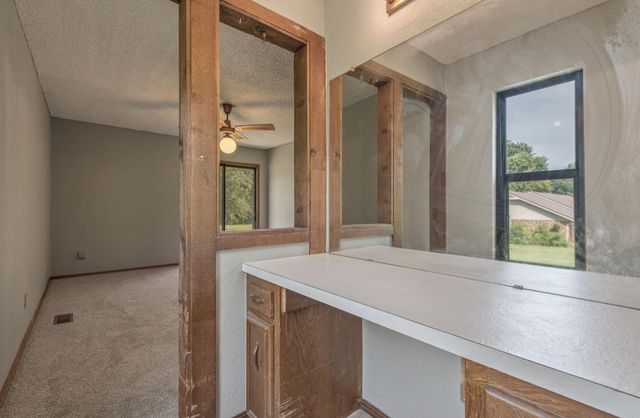 16725 E 127th Street S, Broken Arrow, OK 74011