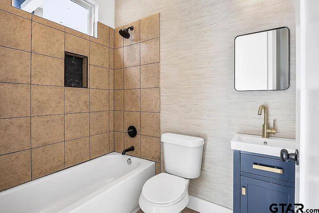 4504 Triggs Trace, Tyler, TX 75709