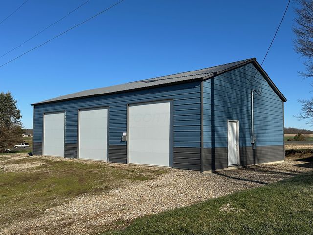 10367 Quaker Road, Fredericktown, OH 43019