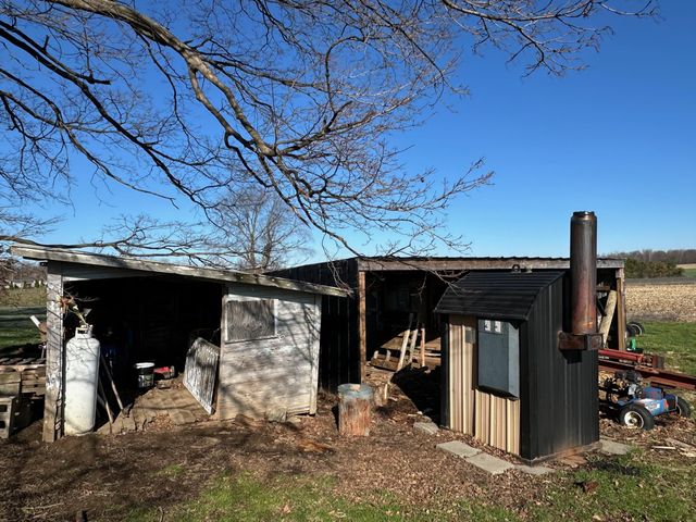 10367 Quaker Road, Fredericktown, OH 43019