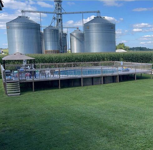 10367 Quaker Road, Fredericktown, OH 43019