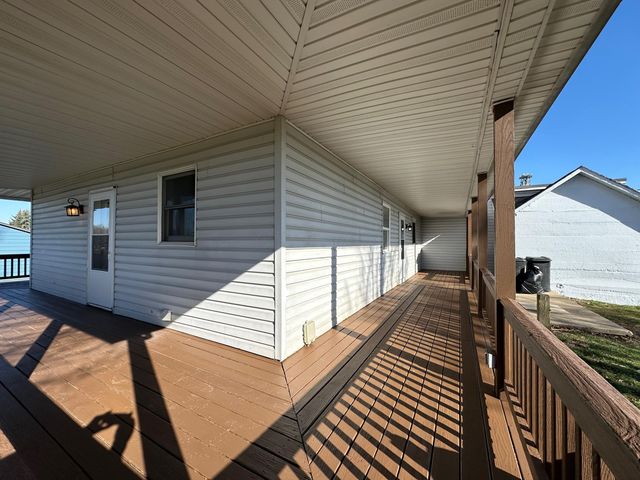 10367 Quaker Road, Fredericktown, OH 43019