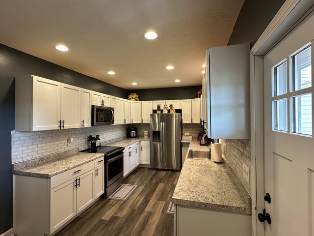 10367 Quaker Road, Fredericktown, OH 43019