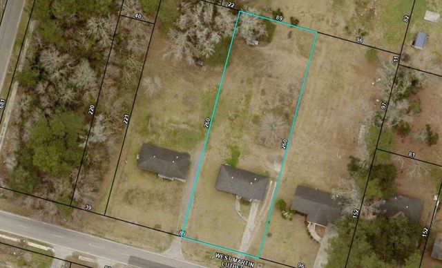908 Martin Luther King Dr., Andrews, SC 29510