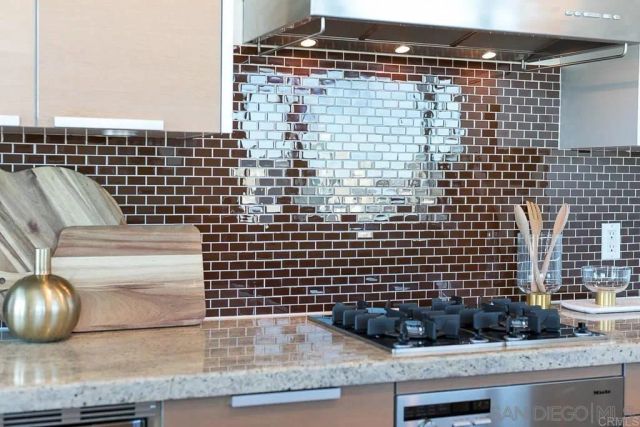 165 6Th 2301, San Diego, CA 92101