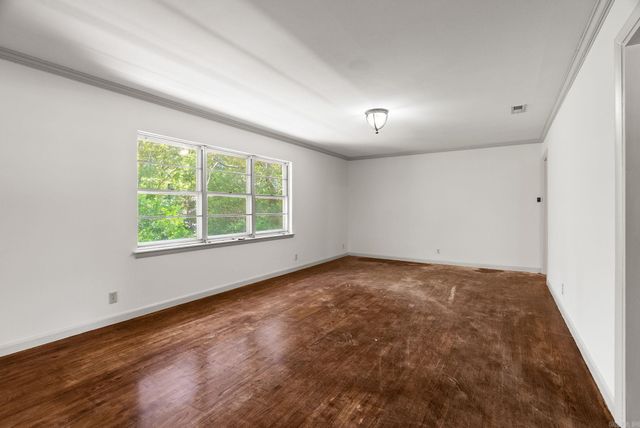 4 Pilot Point Place, Little Rock, AR 72205