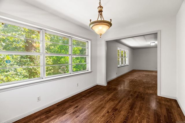 4 Pilot Point Place, Little Rock, AR 72205