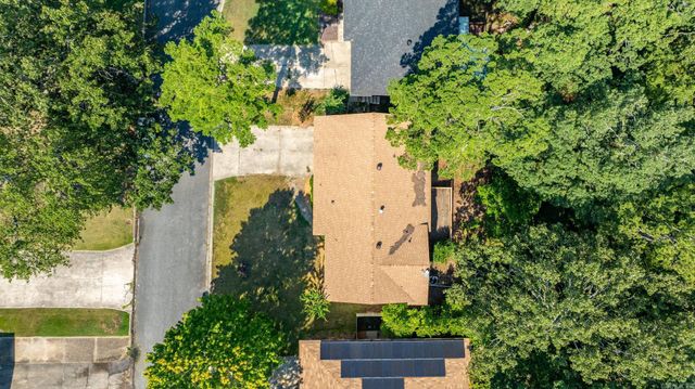 4 Pilot Point Place, Little Rock, AR 72205