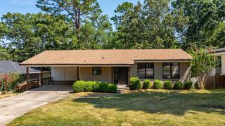 4 Pilot Point Place, Little Rock, AR 72205