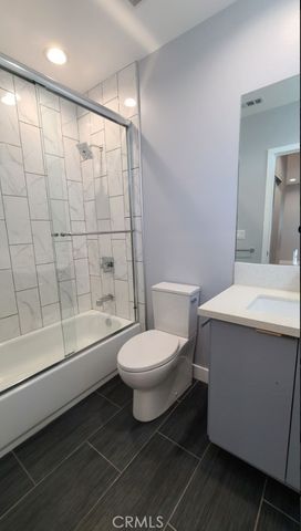 142 W 84th, Los Angeles, CA 90003