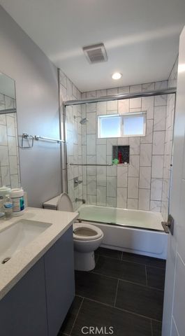 142 W 84th, Los Angeles, CA 90003