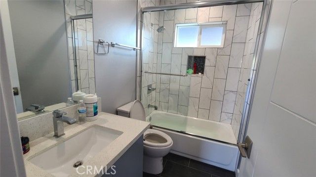 142 W 84th, Los Angeles, CA 90003