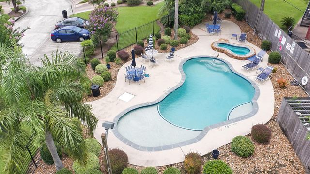 1408 S Friendswood Drive 101, Friendswood, TX 77546