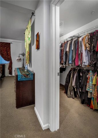 201 E Angeleno 105, Burbank, CA 91502