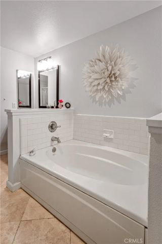 201 E Angeleno 105, Burbank, CA 91502
