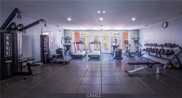 201 E Angeleno 105, Burbank, CA 91502