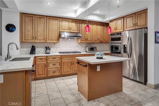 201 E Angeleno 105, Burbank, CA 91502