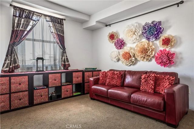 201 E Angeleno 105, Burbank, CA 91502
