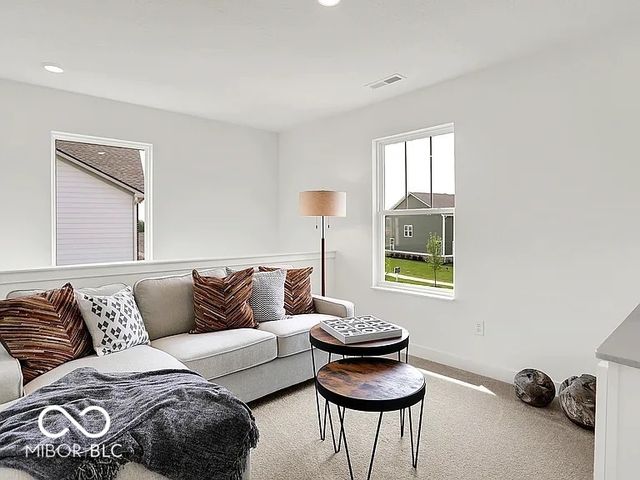 2868 Woods Edge Drive, Greenwood, IN 46143