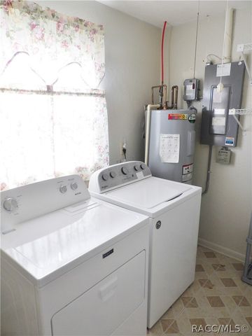 10 New Florida Avenue, Beverly Hills, FL 34465