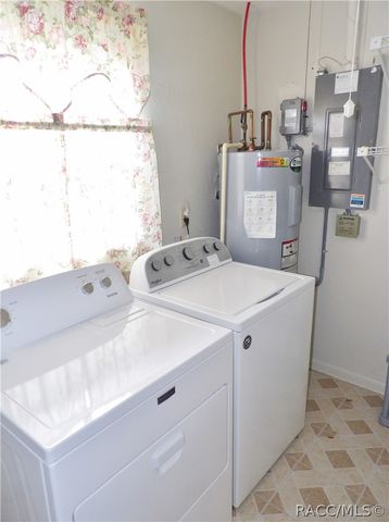 10 New Florida Avenue, Beverly Hills, FL 34465