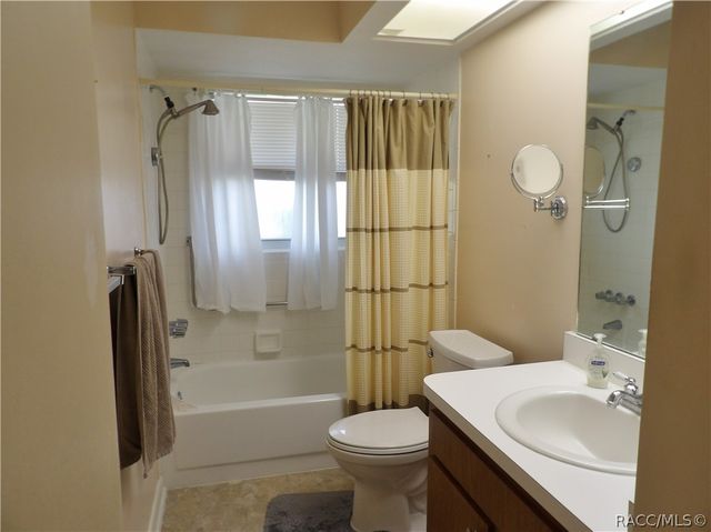 10 New Florida Avenue, Beverly Hills, FL 34465