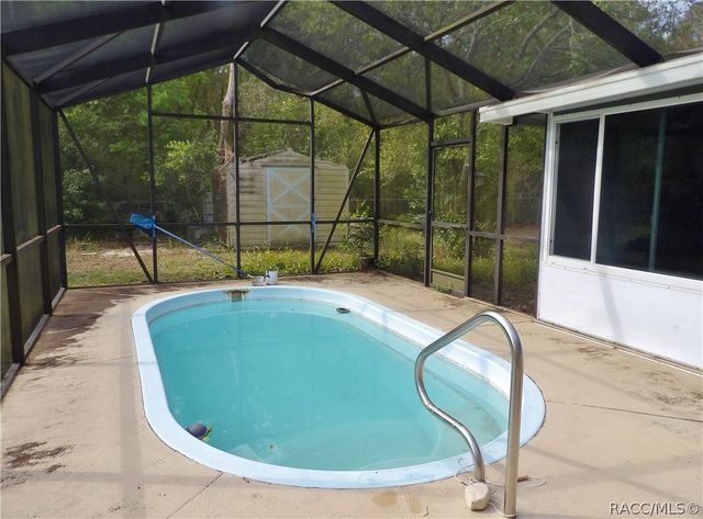 10 New Florida Avenue, Beverly Hills, FL 34465