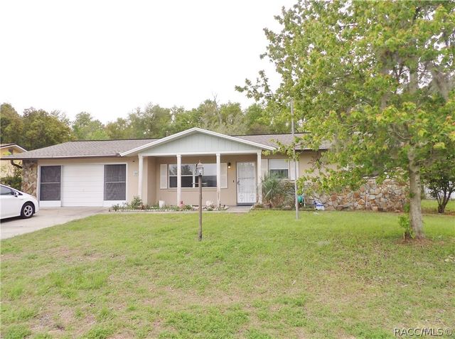 10 New Florida Avenue, Beverly Hills, FL 34465