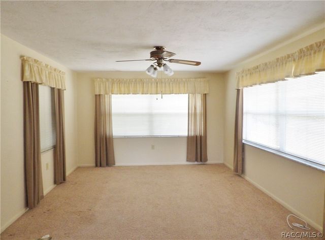 10 New Florida Avenue, Beverly Hills, FL 34465