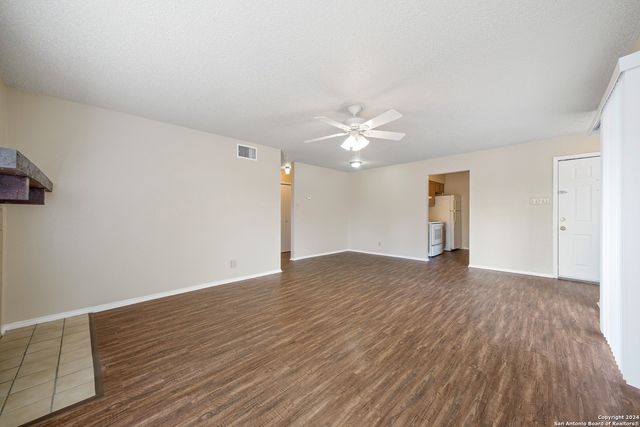818 Station St Apt 3, Converse, TX 78109