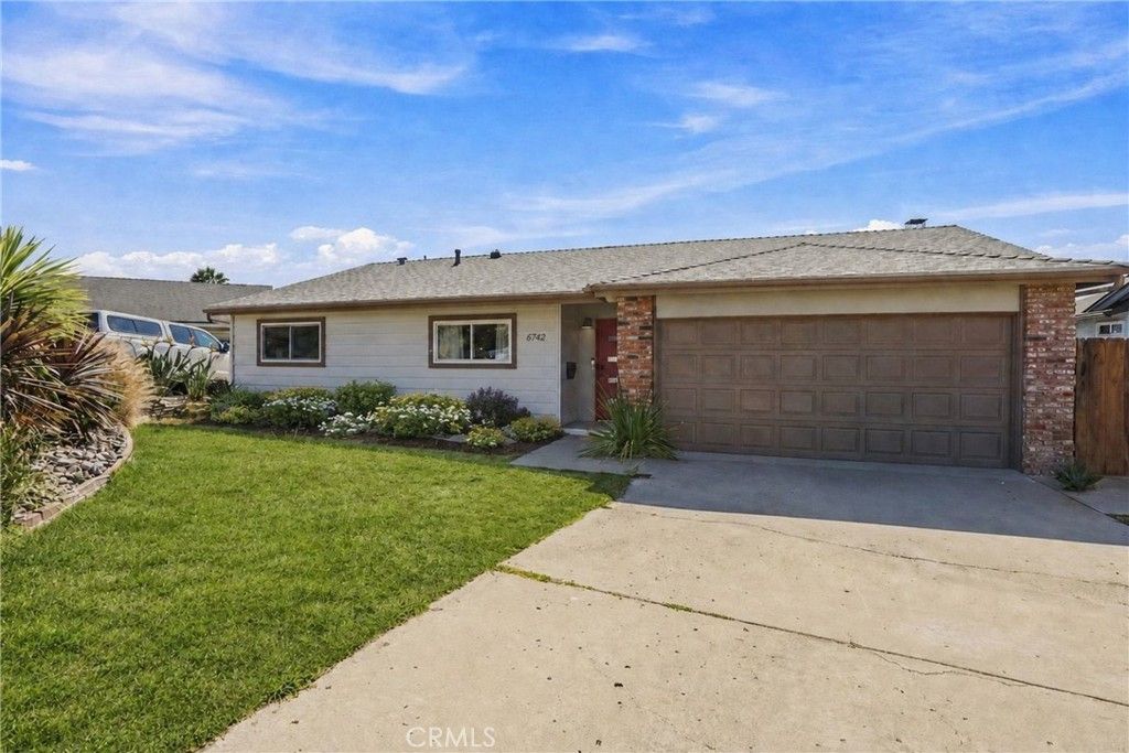6742 Greenbrier Court, San Diego, CA 92120 — exterior